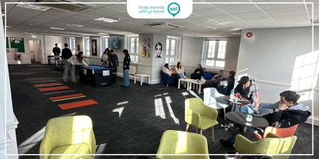 Bright school of English